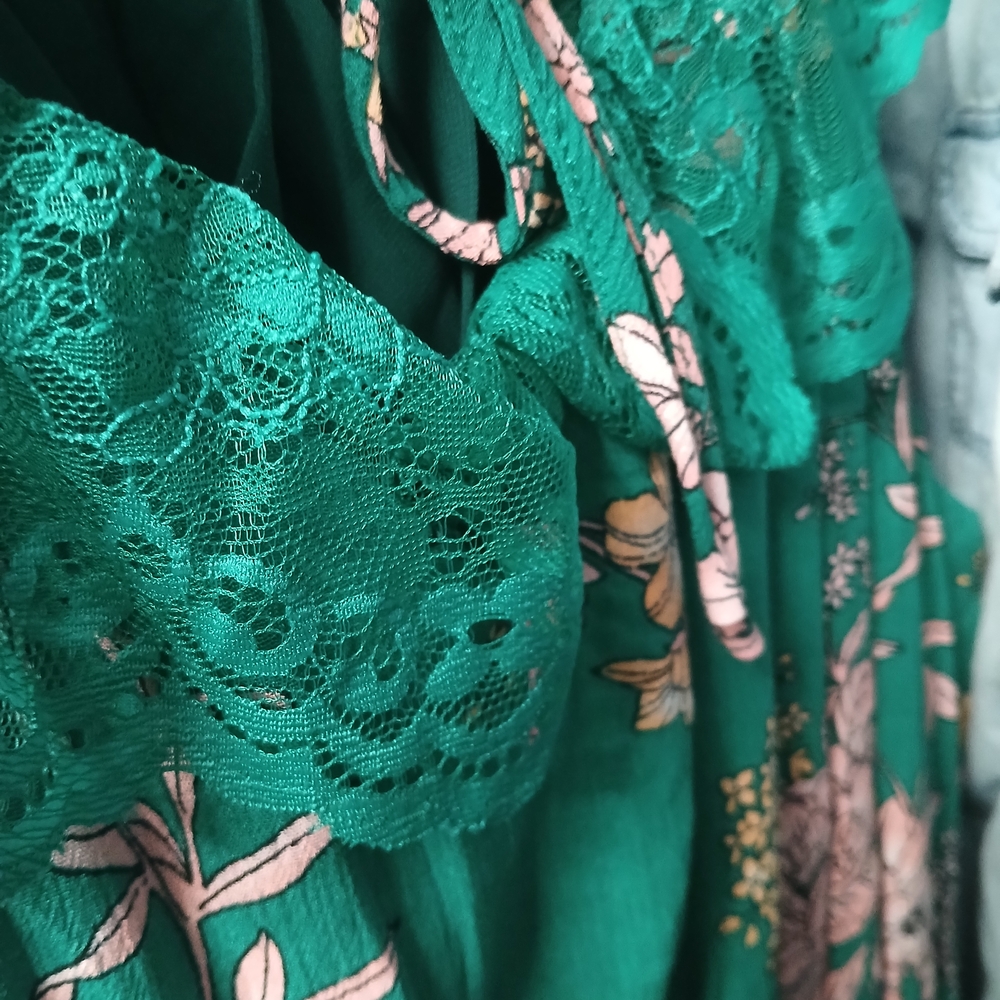 Torrid Green Floral Maxi Dress - Picture 3 of 4